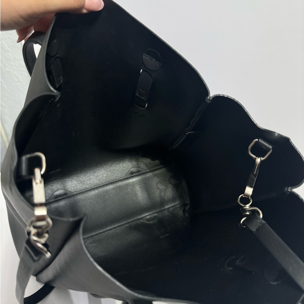 BALENCIAGA Calfskin XS Everyday Tote Black - Picture 9 of 10
